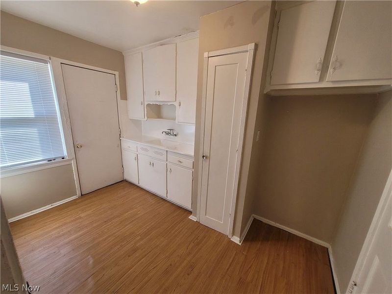 255 E 250th Street, Euclid, OH 44132 Photo 7