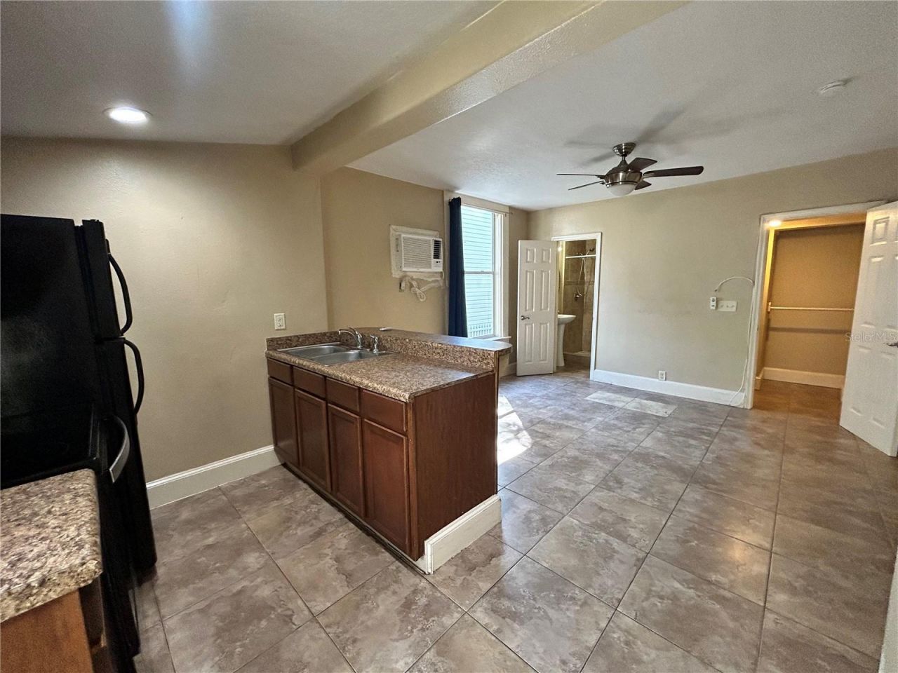 727 Dartmoor Street N, Unit 2, Saint Petersburg, FL 33701 Photo