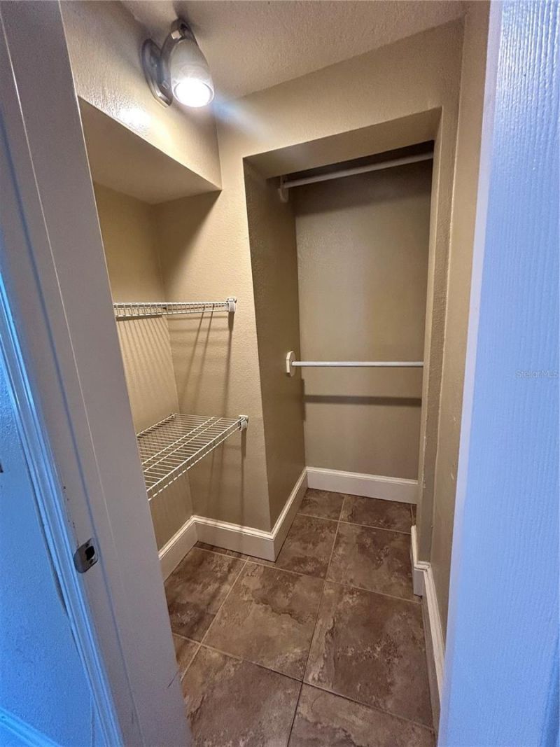 727 Dartmoor Street N, Unit 2, Saint Petersburg, FL 33701 Photo
