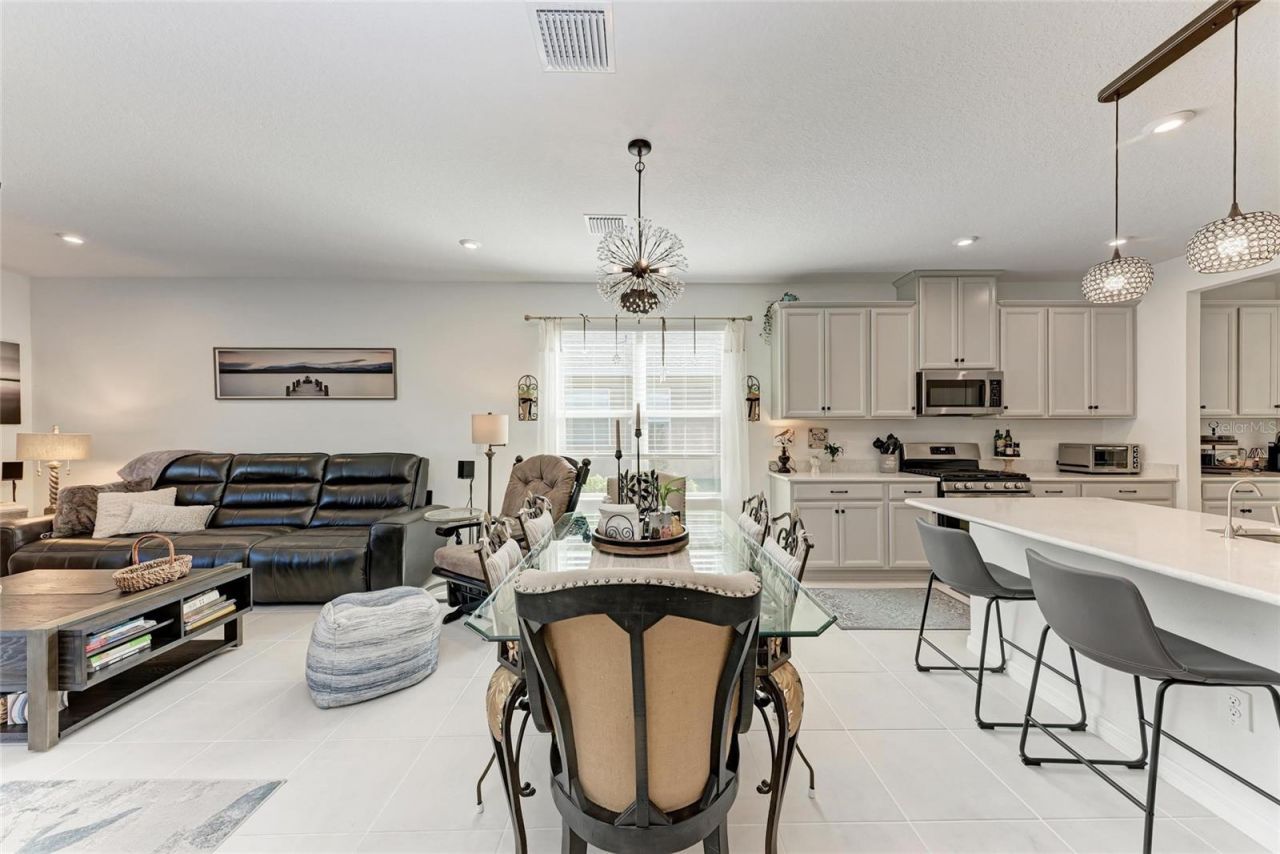 10010 Buckman Halls Drive , Palmetto, FL 34221 Photo