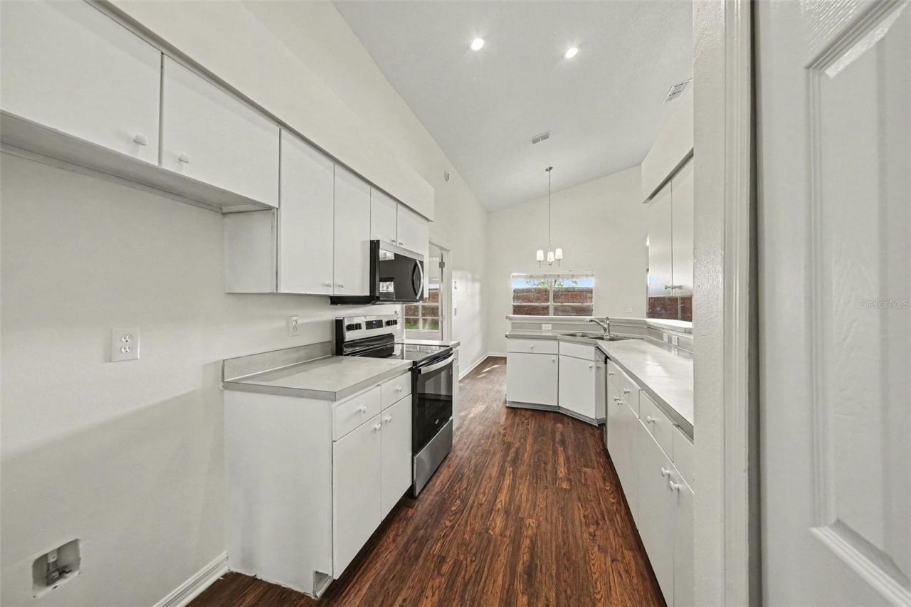 321 Sterling Lake Drive , Ocoee, FL 34761 Photo