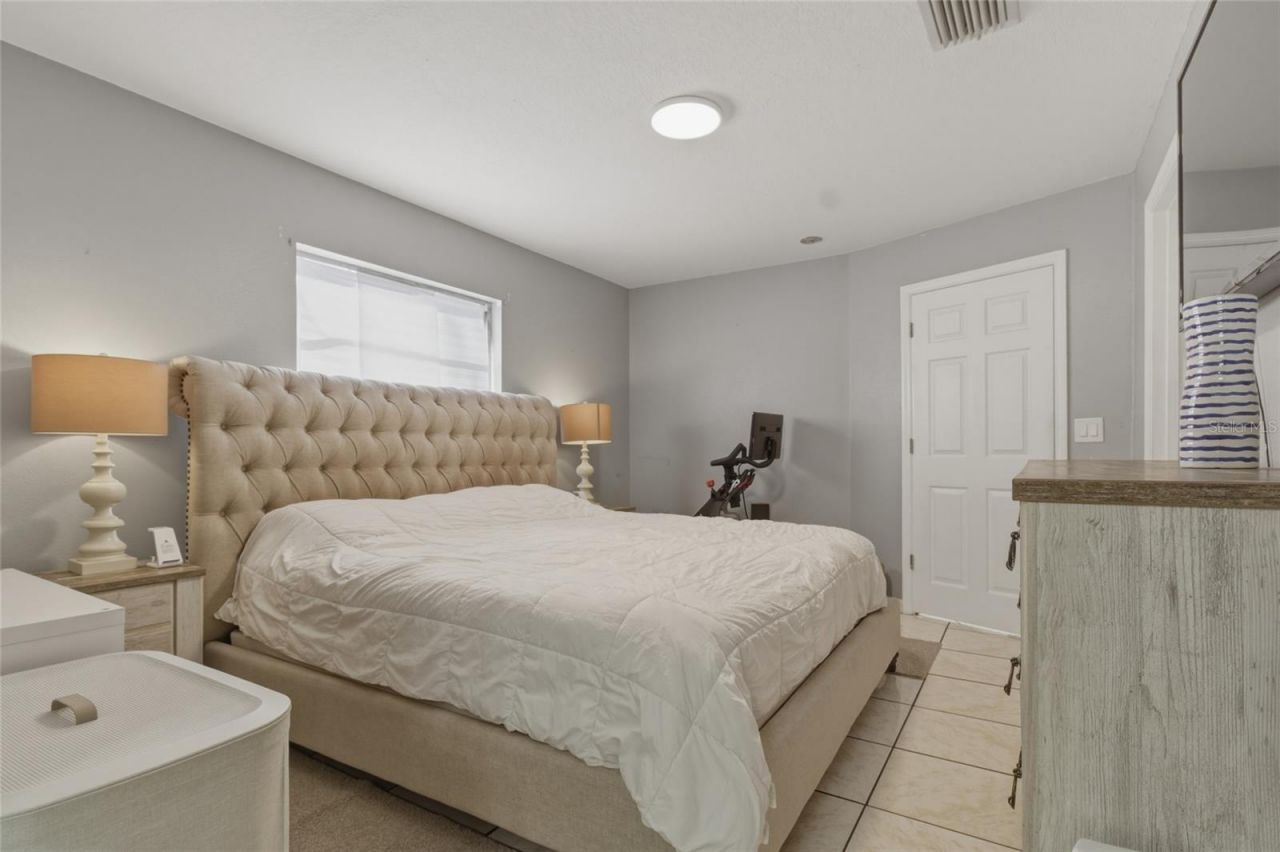 3734 Abington Avenue S, Saint Petersburg, FL 33711 Photo