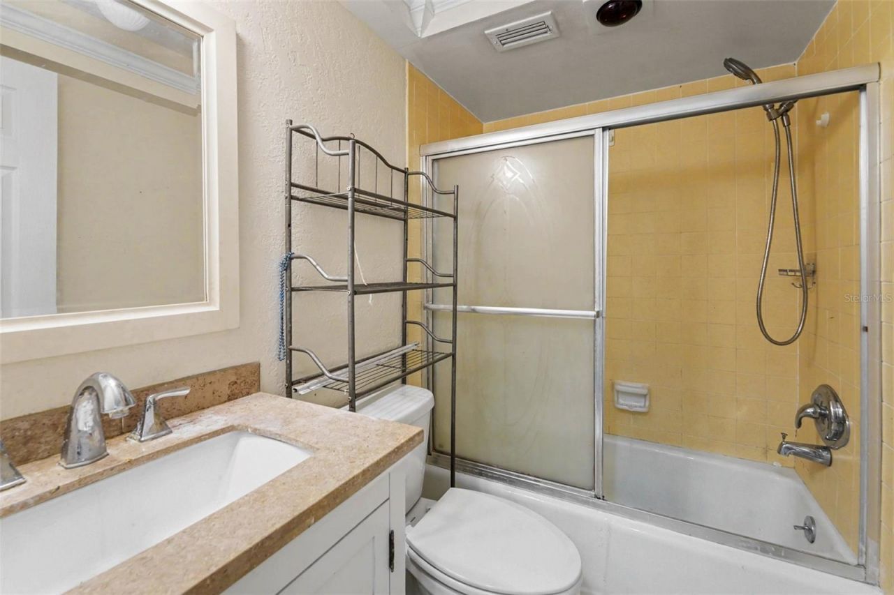 3850 13th Avenue N, Unit 106, Saint Petersburg, FL 33713 Photo