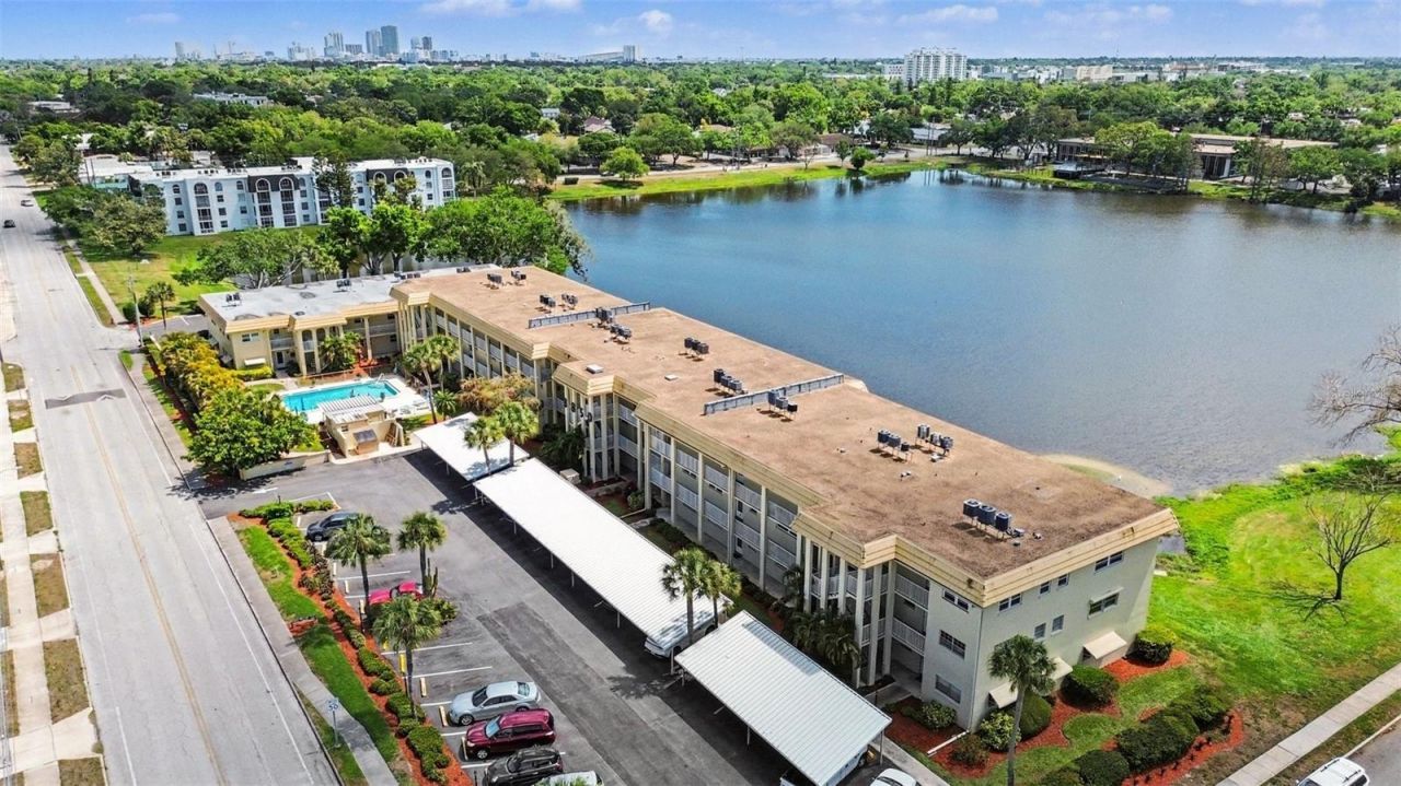 3850 13th Avenue N, Unit 106, Saint Petersburg, FL 33713 Photo