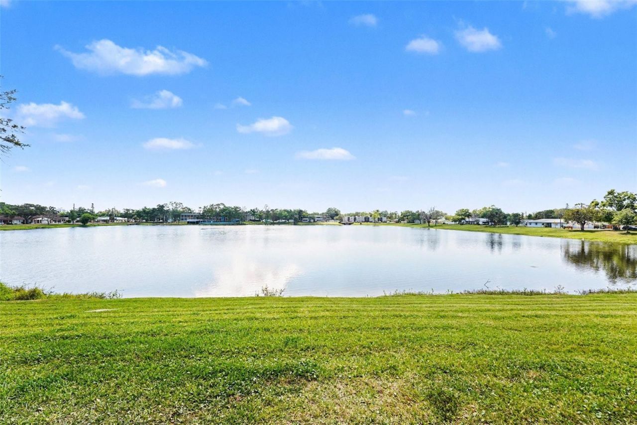 3850 13th Avenue N, Unit 106, Saint Petersburg, FL 33713 Photo