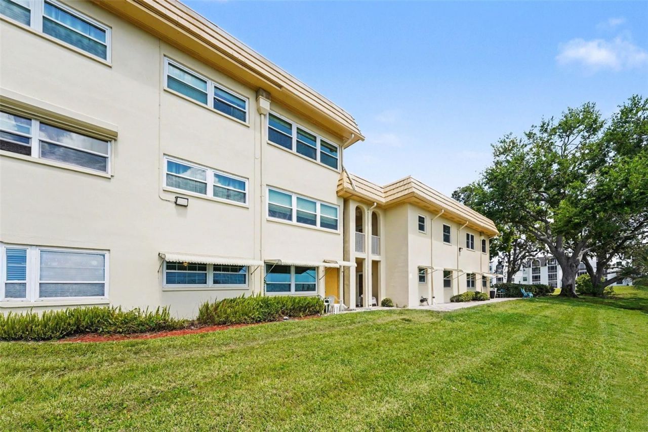 3850 13th Avenue N, Unit 106, Saint Petersburg, FL 33713 Photo