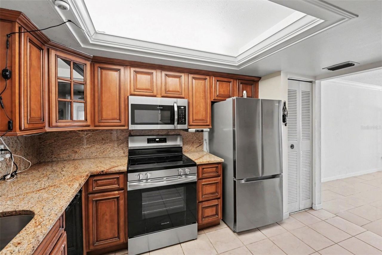 3850 13th Avenue N, Unit 106, Saint Petersburg, FL 33713 Photo