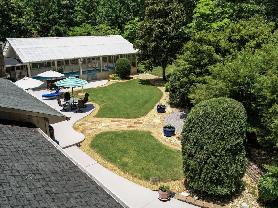Property Image 100