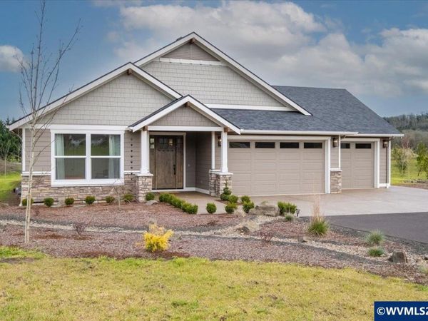 360 NW Earliblue Dr, Corvallis, OR 97330