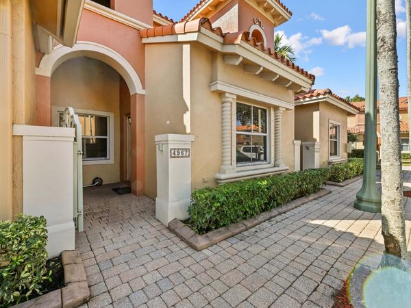 4967 Tradewinds Terrace, Unit 605, Fort Lauderdale, FL 33312