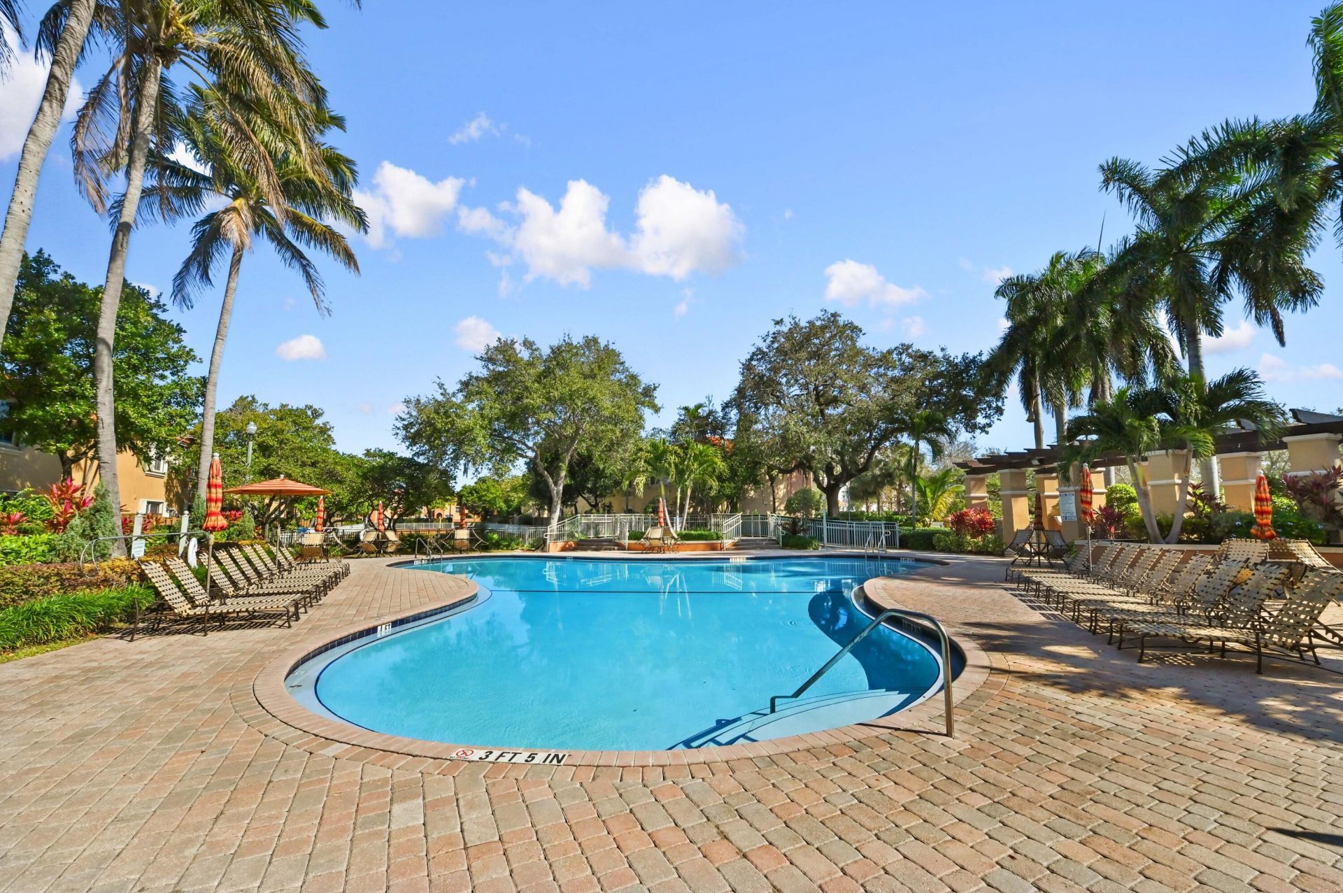 4967 Tradewinds Terrace, Unit 605, Fort Lauderdale, FL 33312 Photo