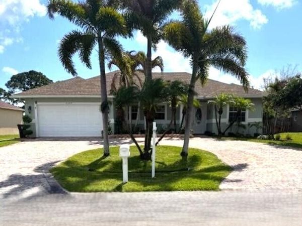 2257 SW Lawrence Street, Port St. Lucie, FL 34953