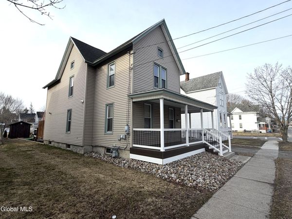 202 E 202 E Main Street Street, Johnstown, NY 12095