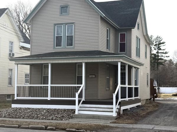 202 E 202 E Main Street Street, Johnstown, NY 12095