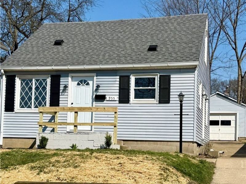 955 Iona Avenue, Akron, OH 44314 Photo 1