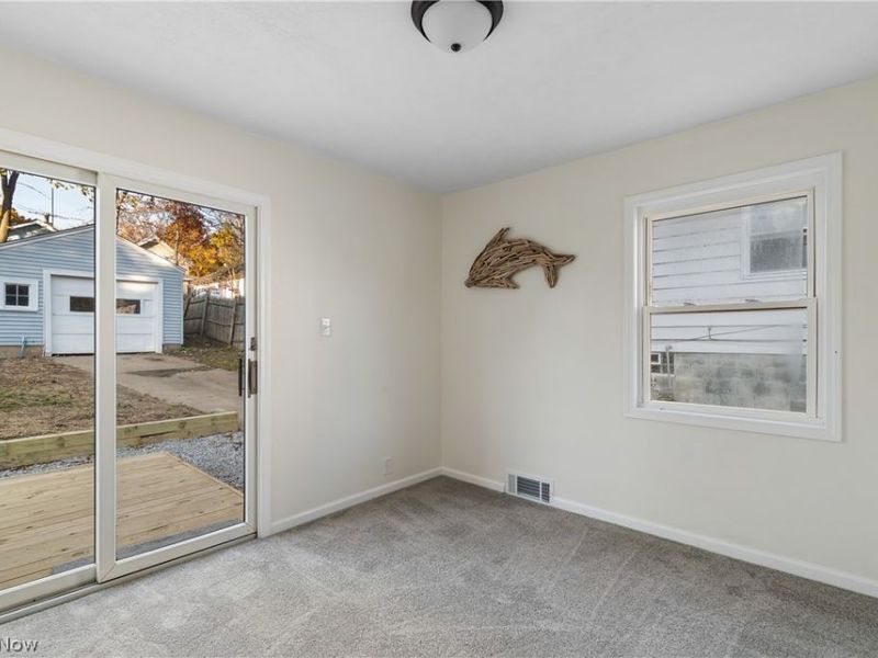 955 Iona Avenue, Akron, OH 44314 Photo 11