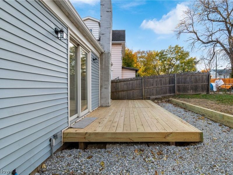 955 Iona Avenue, Akron, OH 44314 Photo 26