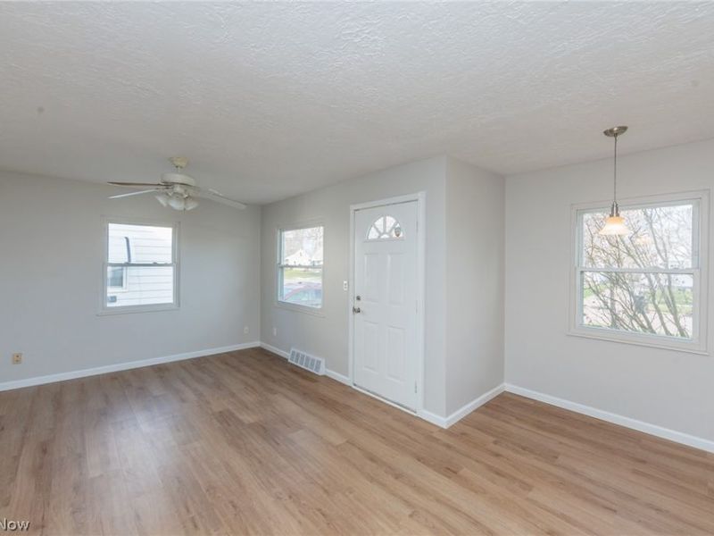 609 Princeton Avenue, Elyria, OH 44035 Photo 10