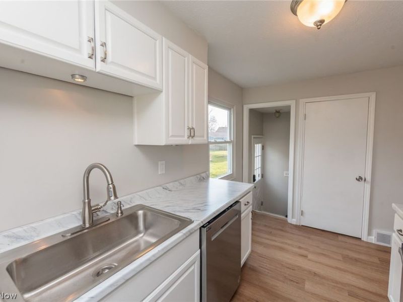 609 Princeton Avenue, Elyria, OH 44035 Photo 22