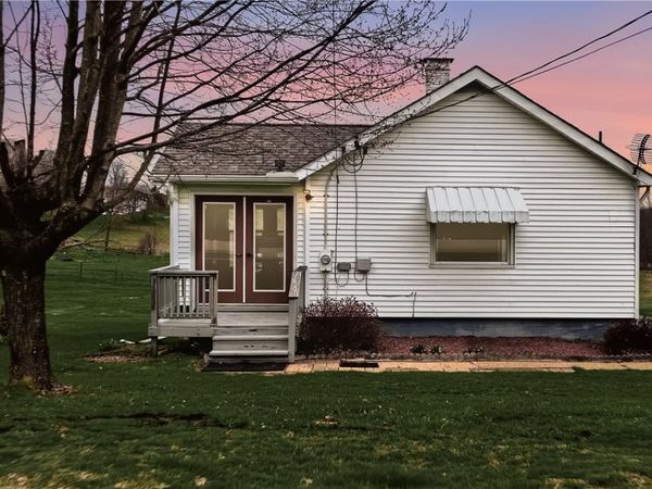 5077 Purchase Line Rd, Commodore, PA 15729