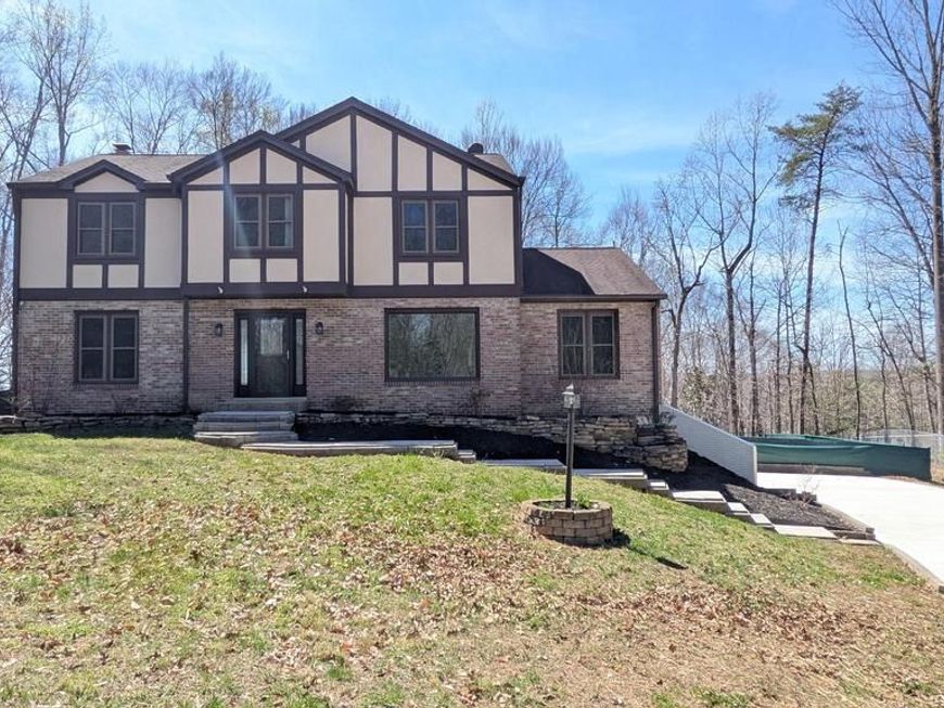 205 Admiral Cove, Stafford, VA 22554 Main Photo