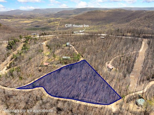 0000 NC 8389 , Jasper, AR 72641