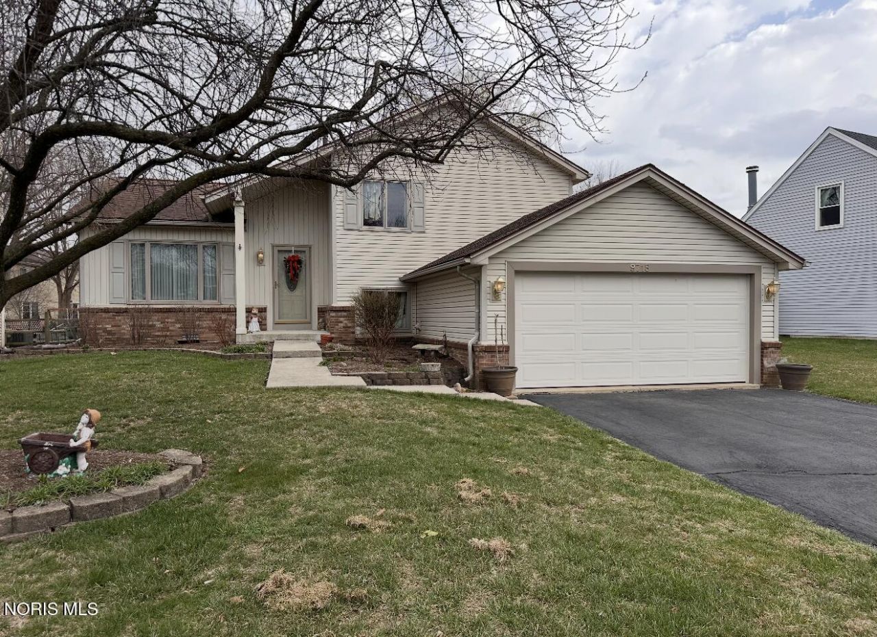 9718 Millcroft Road, Perrysburg, OH 43551 Main Photo