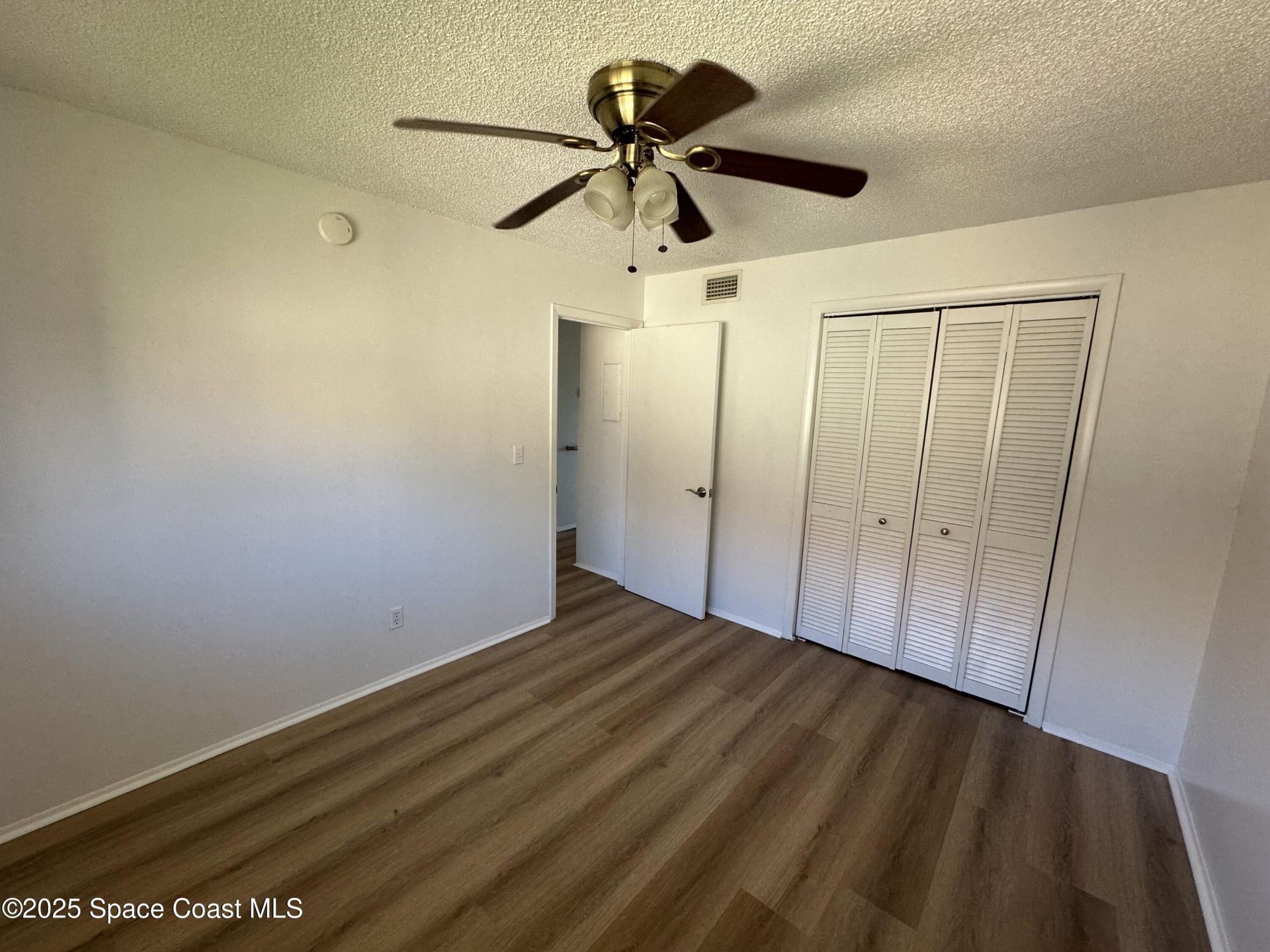 1145 N Shannon Avenue, Unit 16, Indialantic, FL 32903 Photo