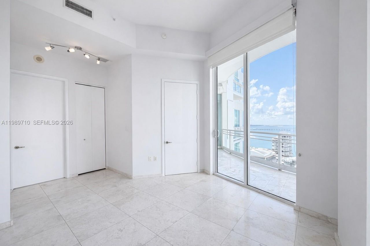 900 Brickell Key Blvd , Unit 2505, Miami, FL 33131 Photo