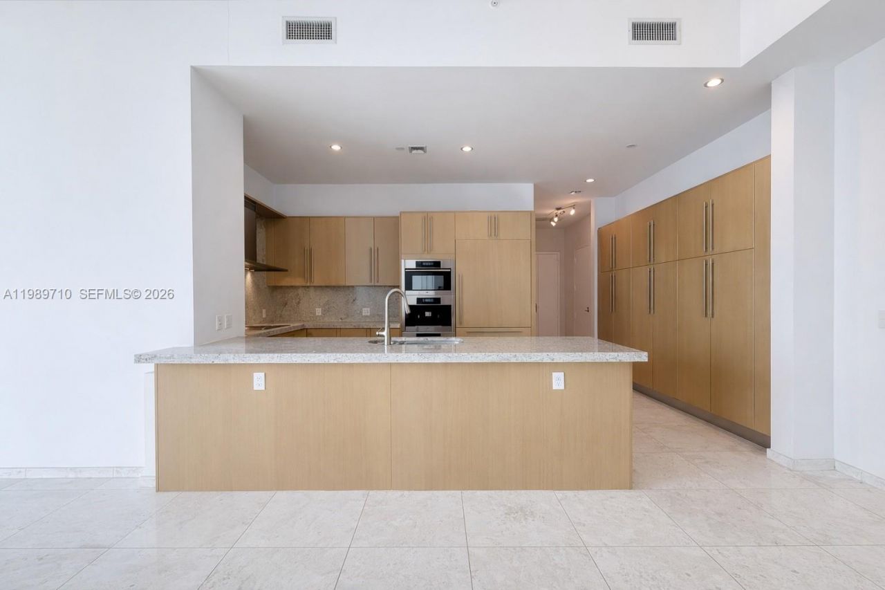 900 Brickell Key Blvd , Unit 2505, Miami, FL 33131 Photo