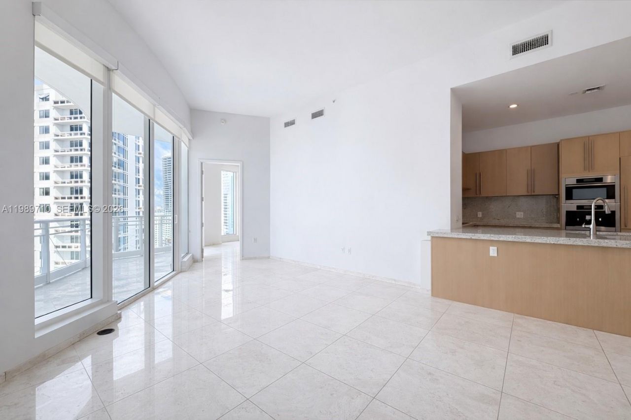900 Brickell Key Blvd , Unit 2505, Miami, FL 33131 Photo
