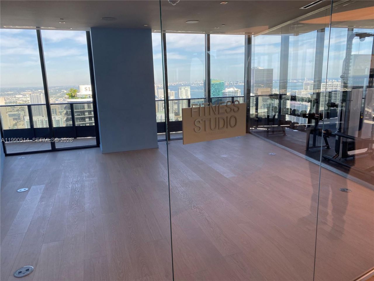 1000 Brickell Plaza , Unit 1914, Miami, FL 33131 Photo