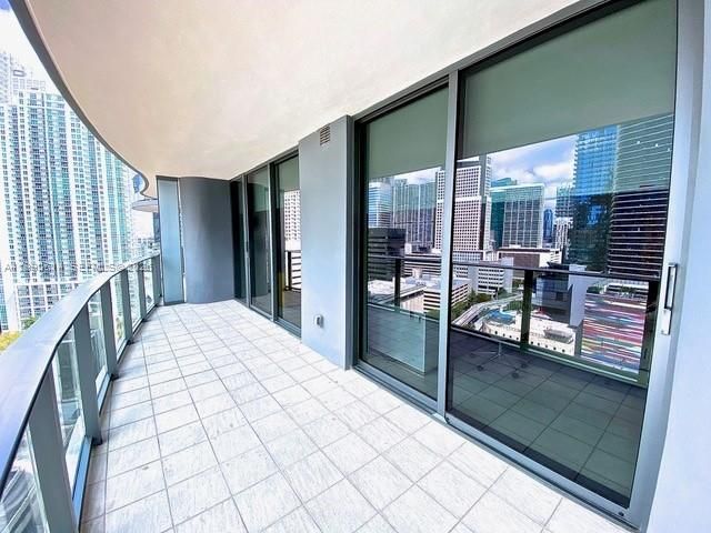 1000 Brickell Plaza , Unit 1914, Miami, FL 33131 Photo