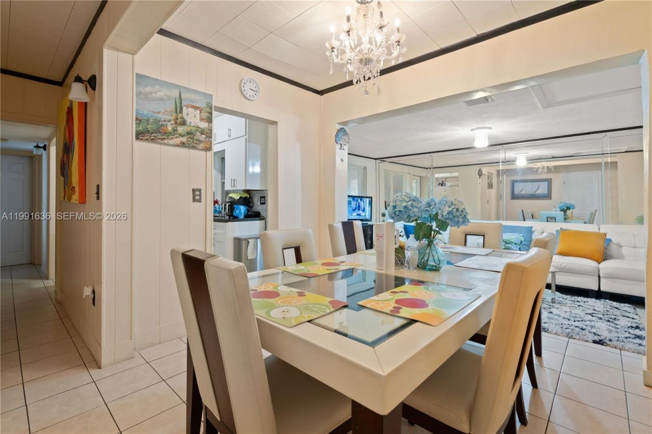 1440 NE 183rd St, North Miami Beach, FL 33179 Photo