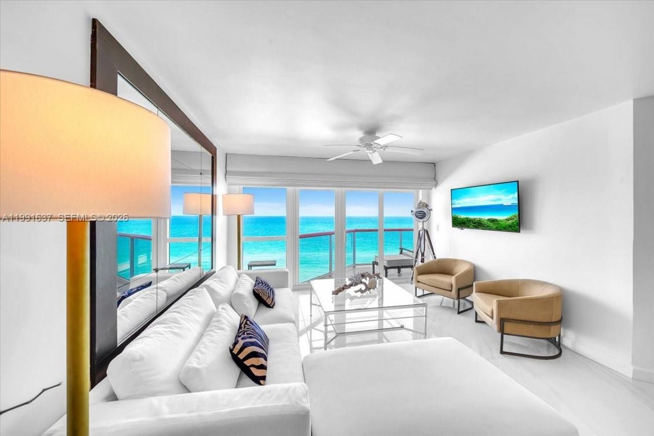 6767 Collins Ave, Unit 1110, Miami Beach, FL 33141 Photo