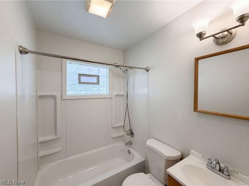 409 Wesley Avenue, Elyria, OH 44035 Photo 15