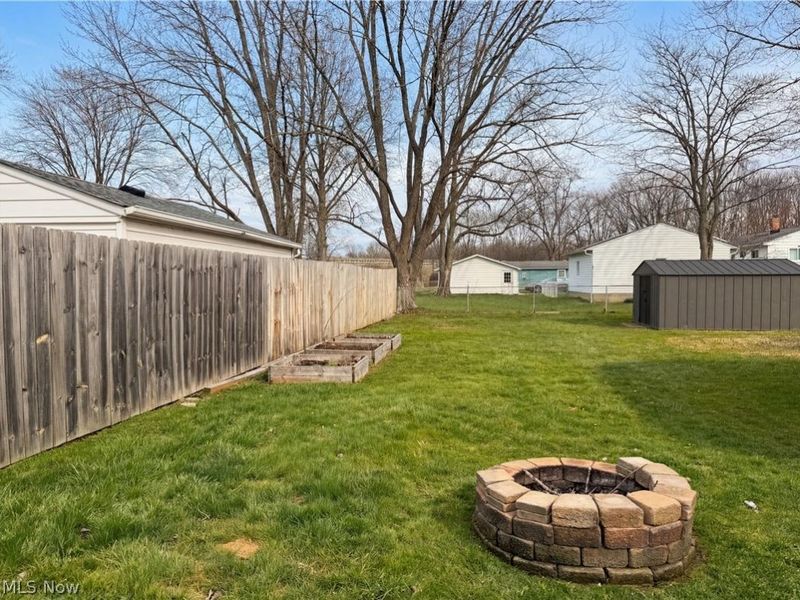 409 Wesley Avenue, Elyria, OH 44035 Photo 8