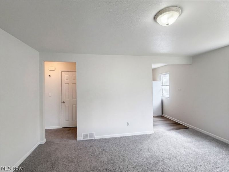 409 Wesley Avenue, Elyria, OH 44035 Photo 9