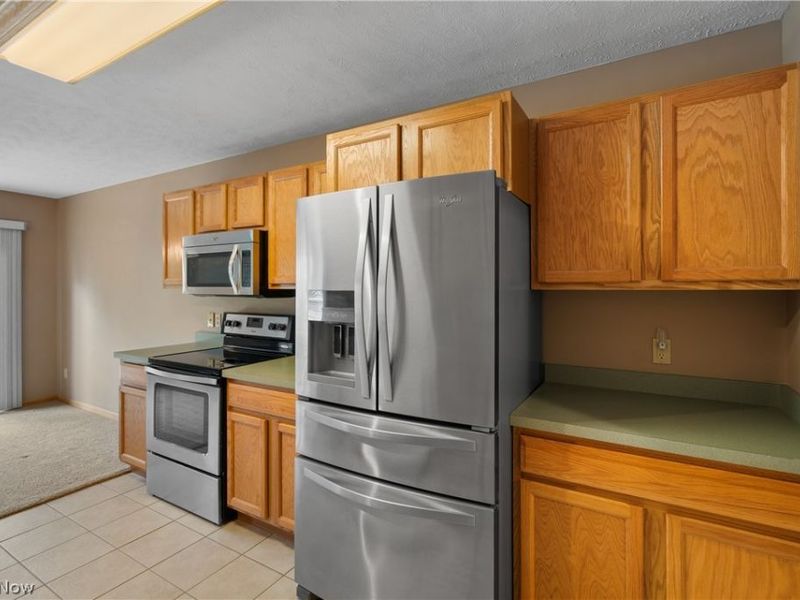 3068 Somerset Drive, Akron, OH 44312 Photo 15