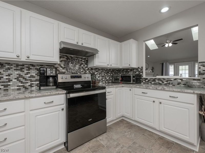 1412 Camden Ridge Boulevard, Akron, OH 44312 Photo 11