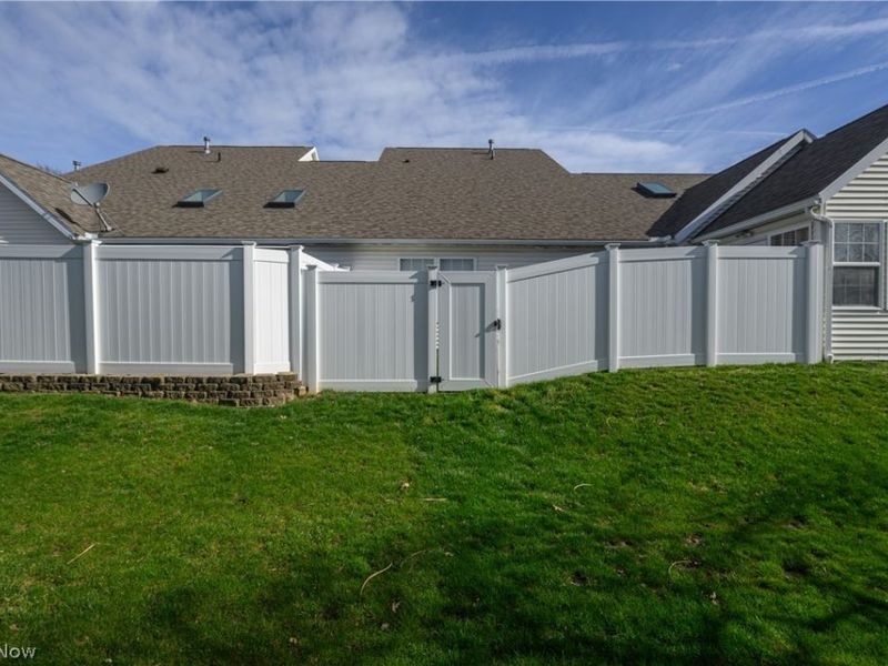 1412 Camden Ridge Boulevard, Akron, OH 44312 Photo 29