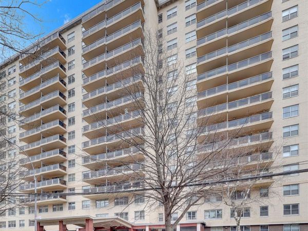 175-20 Wexford Terrace , Unit 2M, Jamaica Estates, NY 11432