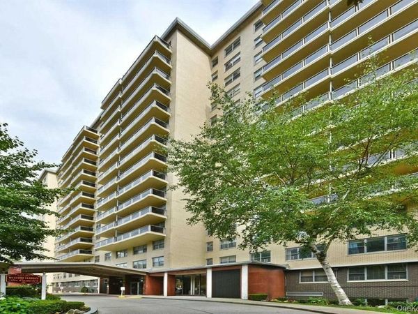 175-20 Wexford Terrace , Unit 2M, Jamaica Estates, NY 11432