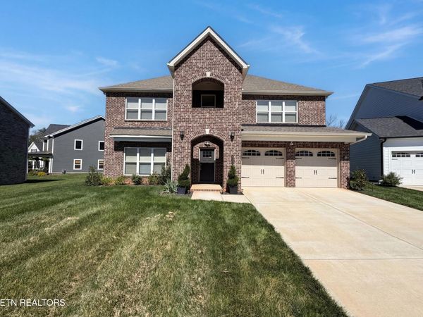 2714 Green Ash Lane, Knoxville, TN 37932