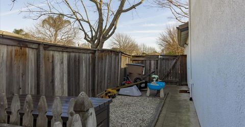 102 Marland Ct, Lincoln, CA 95648 Photo