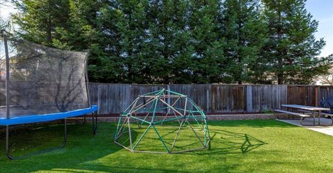 102 Marland Ct, Lincoln, CA 95648 Photo