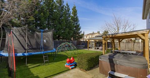 102 Marland Ct, Lincoln, CA 95648 Photo