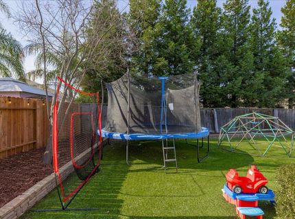 102 Marland Ct, Lincoln, CA 95648 Photo
