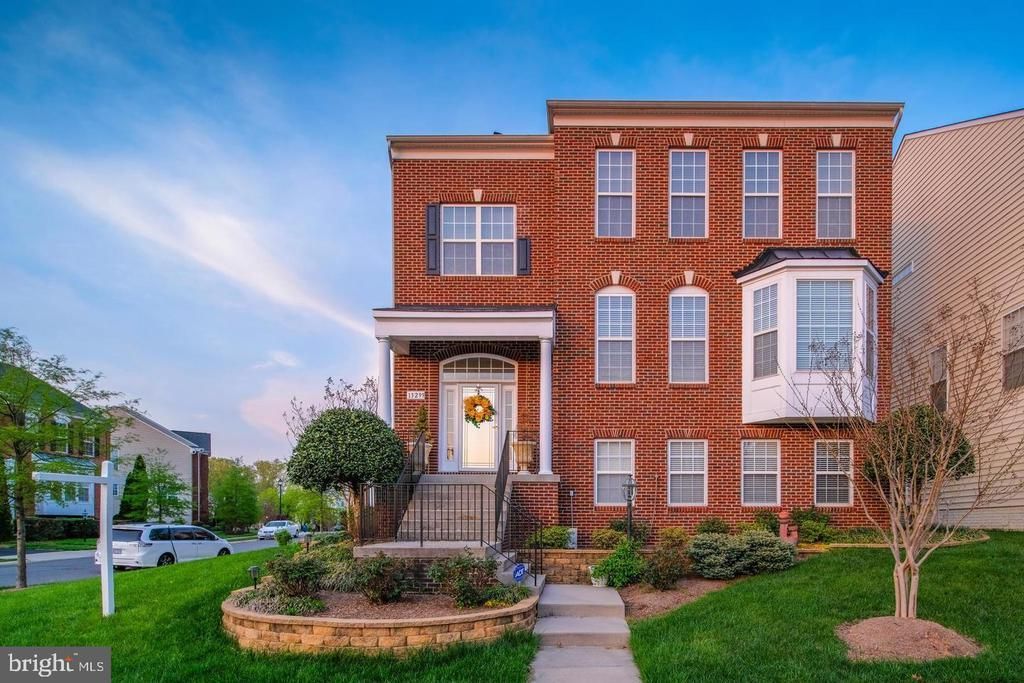 13299 SCOTCH RUN COURT, CENTREVILLE, VA 20120