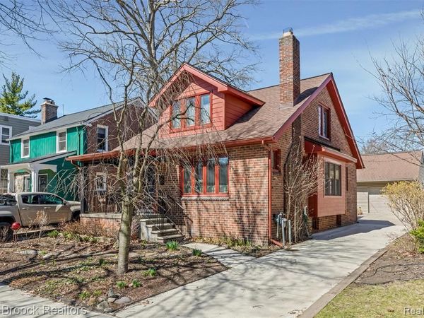 49 AMHERST Road, Pleasant Ridge, MI 48069